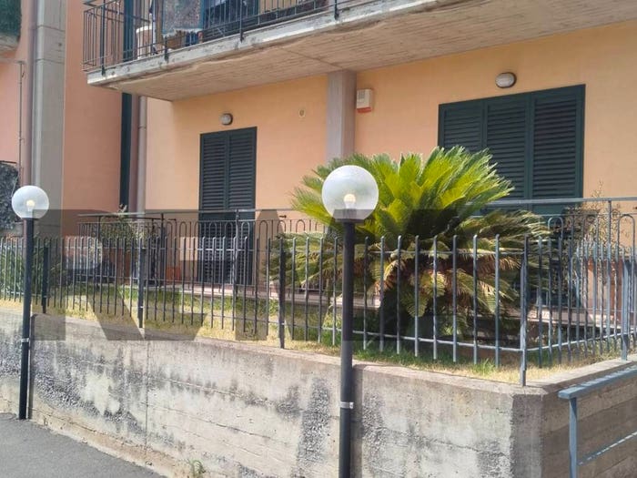 Casa quadrilocale in vendita in Via Fiume, Centro, Belpasso