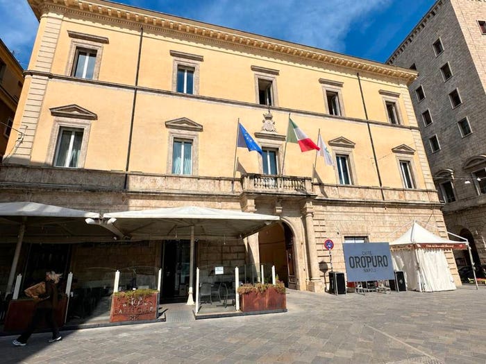 Appartamento con 5 locali in vendita in Piazza Vittorio Emanuele, Rieti