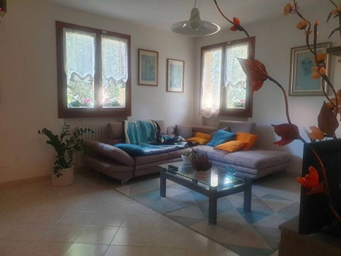 Casa con 5 locali in vendita in Celletta Santa Veneranda, Pesaro