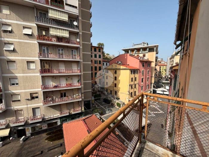 Appartamento quadrilocale in vendita in VIA SANT'AGOSTINO, Centro Storico, La Spezia