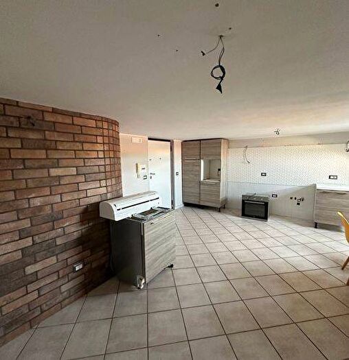 Appartamento trilocale in vendita in Viale Magna Grecia, Fortuna Corvo, Catanzaro