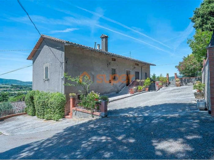 Casa con 5 locali in vendita in Via Arturo Graf, Corciano