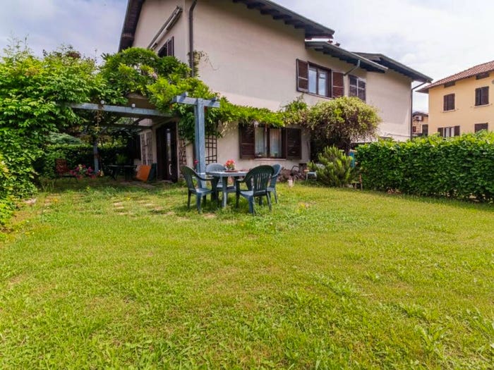 Casa quadrilocale in vendita in Via GIUGNO, Centro, Limido Comasco