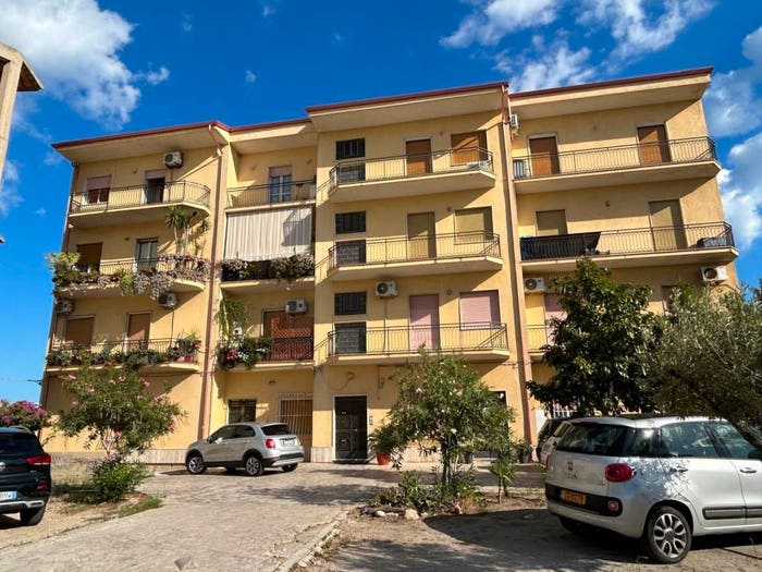 Appartamento con 6 locali in vendita in Contrada Marcinà Inferiore, Grotteria