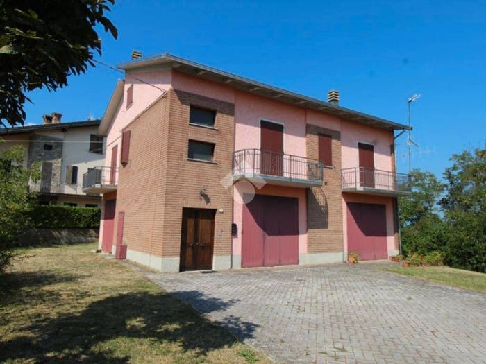 Casa con 5 locali in vendita in Via Conte Sasso, Quara, Toano