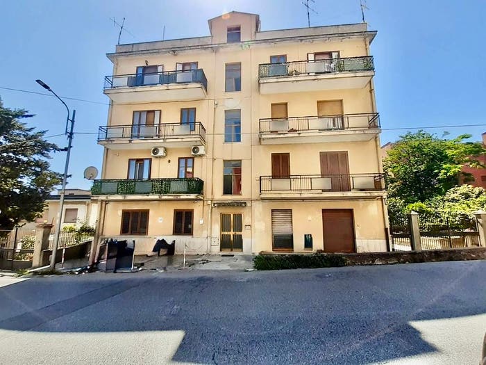 Appartamento trilocale in vendita in Viale Tommaso Campanella, Mater Domini Cavita, Catanzaro