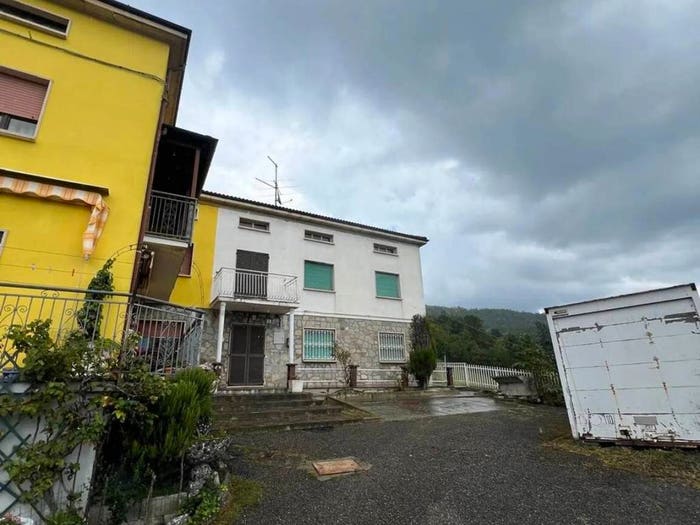 Casa trilocale in vendita in Boccolo Noce No Number, Farini