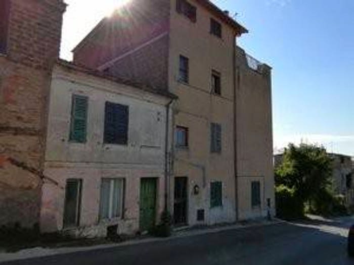 Appartamento quadrilocale in vendita in Via Roma, Forano