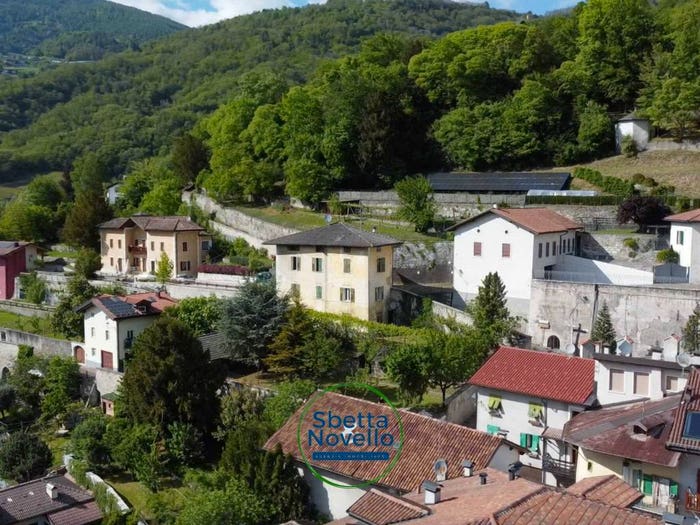 Casa con 6 locali in vendita in Via degli Orti, Borgo, Borgo Valsugana