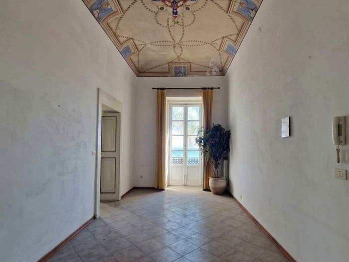 Appartamento con 6 locali in vendita in Via Matteo Nardi, Centro, Milazzo