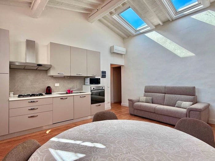 Appartamento quadrilocale in vendita in Borgo Ognissanti, Borgo Ognissanti Il Prato, Firenze