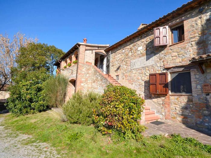 Casa con 6 locali in vendita in Vocabolo Banditella, Fabro