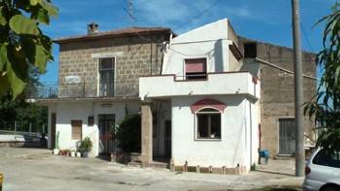 Casa in vendita in Dugenta