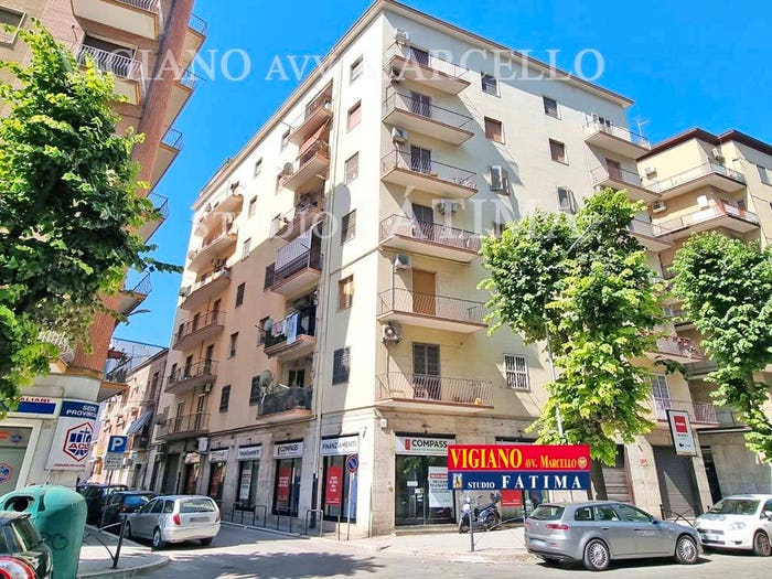 Appartamento quadrilocale in vendita in Via Saseo, Via della Repubblica Piazza San Francesco, Foggia