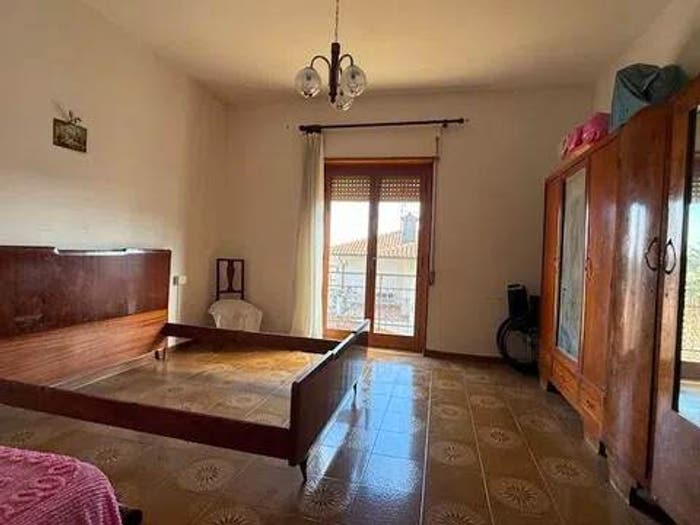 Appartamento con 6 locali in vendita in Via Umberto, Vejano