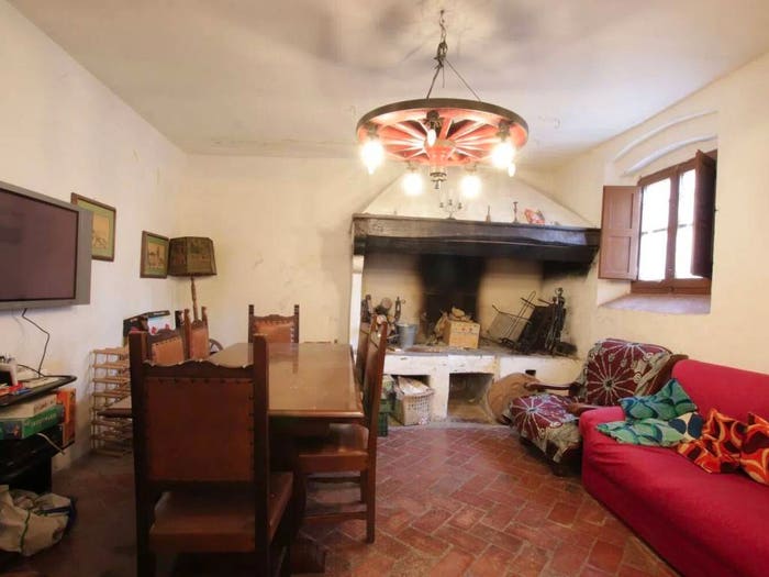 Appartamento con 6 locali in vendita in Via San Martino A Maiano, Montebello Piangrande, Certaldo