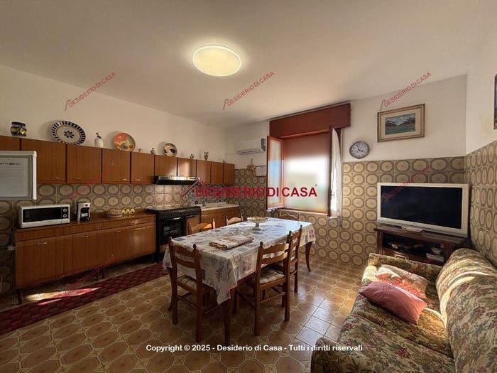 Casa con 6 locali in vendita in Baglio Agosta, Scurati, Custonaci