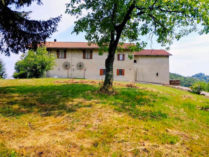 Casa con 6 locali in vendita in via Colorei, Quaregna Cerreto