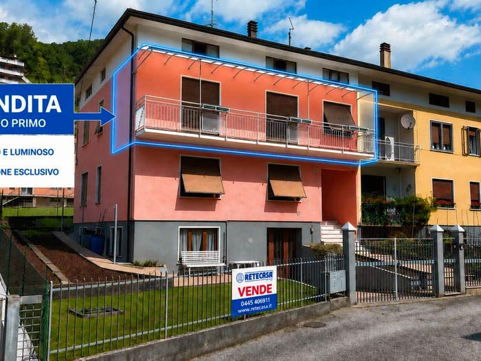 Appartamento con 6 locali in vendita in Via Carpanedo, Centro, Valdagno