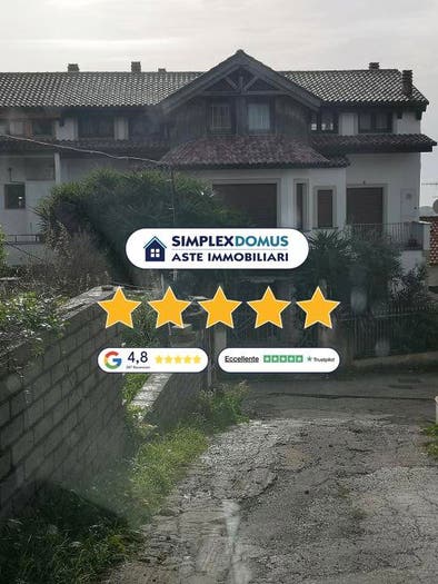 Casa con 6 locali in vendita in della stazione, Centro, Minturno