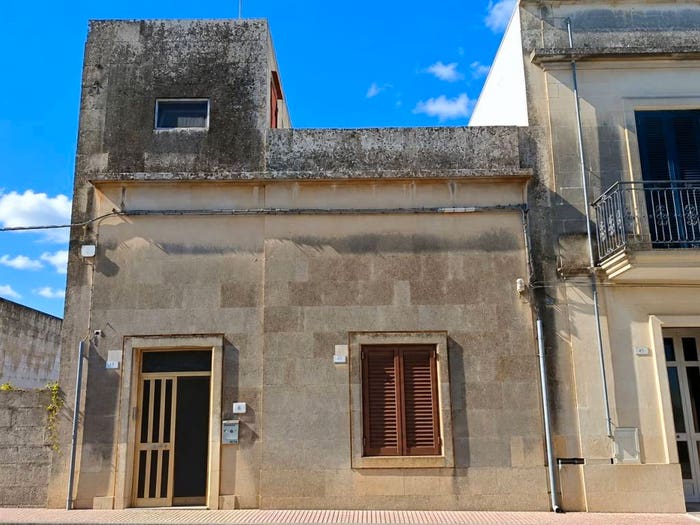 Casa quadrilocale in vendita in Via Vito Circolone, Maglie