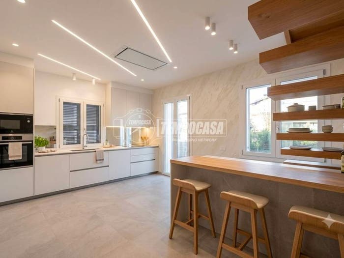 Appartamento quadrilocale in vendita in Via Damiano Chiesa, Centro, Fidenza
