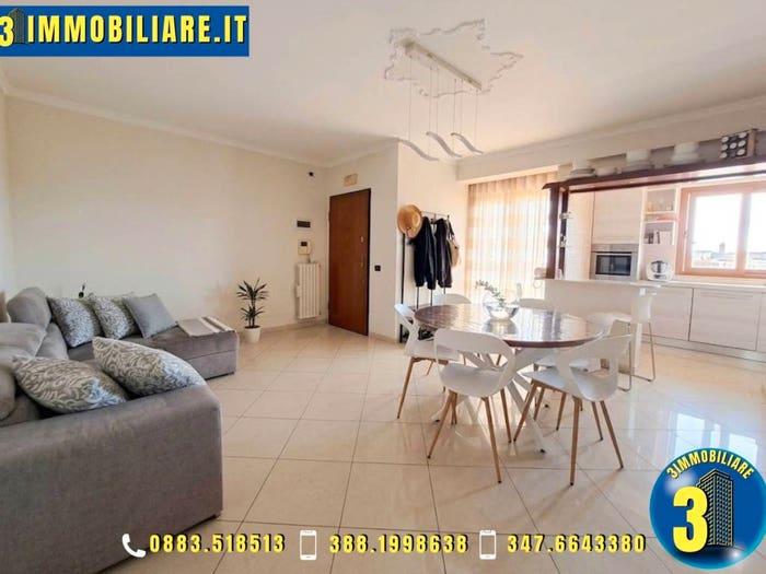 Appartamento trilocale in vendita in Centro Storico, Barletta