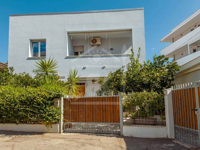 Casa con 6 locali in vendita in Via Palestro, Viale Bovio Piazza Duca degli Abruzzi, Pescara