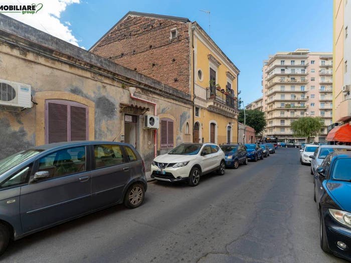 Appartamento quadrilocale in vendita in Via Principe Nicola, Province Veneto, Catania