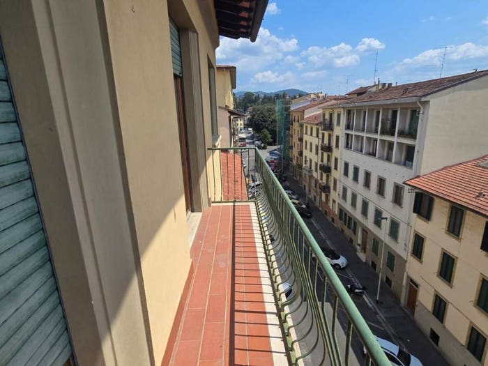 Appartamento con 5 locali in vendita in Via Sallustio Bandini, Leopoldo Vittorio Emanuele Statuto, Firenze