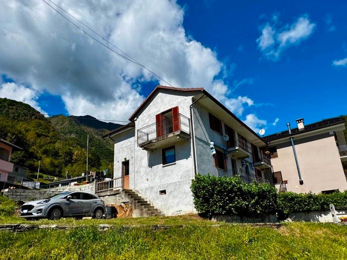 Casa quadrilocale in vendita in Via Progno, Sasso, Montescheno