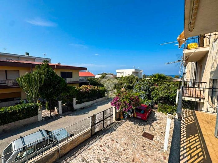 Appartamento trilocale in vendita in Via Lungomare, Campora San Giovanni, Amantea