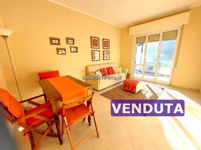 Appartamento quadrilocale in vendita in Centro, Finale Ligure