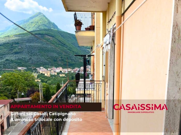 Appartamento trilocale in vendita in Corso Tito Zaniboni, Capitignano, Giffoni Sei Casali