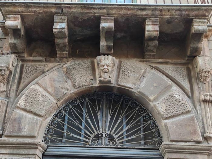 Appartamento con 5 locali in vendita in Via San Bonaventura, Centro, Caltagirone