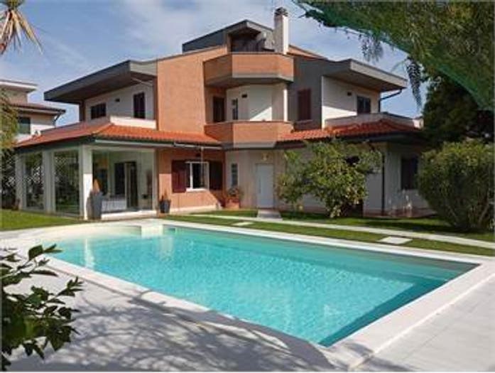Casa con 6 locali in vendita in Via Amedeo Modigliani, Morbella Cucchiarelli, Latina