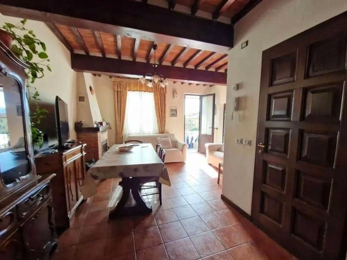 Appartamento con 6 locali in vendita in Piazza Della Croce, San Marco Acquacalda, Lucca