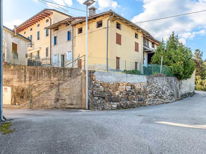 Casa con 6 locali in vendita in Monte di Malo