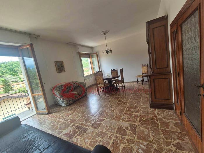 Appartamento con 5 locali in vendita in Via Fratelli Bandiera, Pontassieve