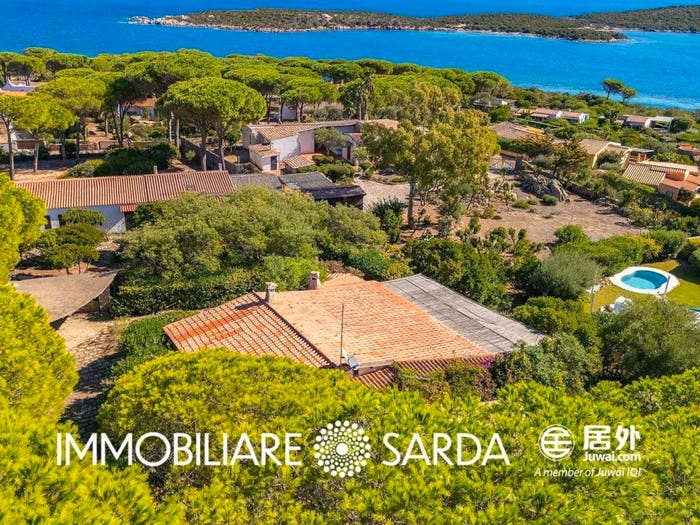 Casa con 6 locali in vendita in Santa Teresa Gallura