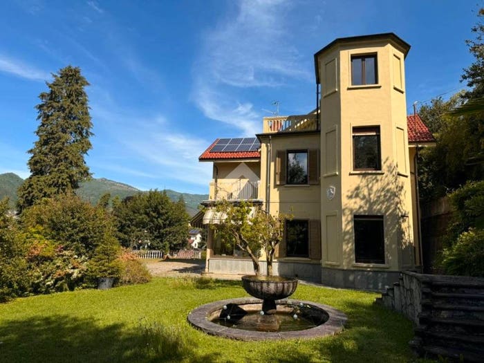 Casa quadrilocale in vendita in Via carlo lessona, Lanzo Torinese