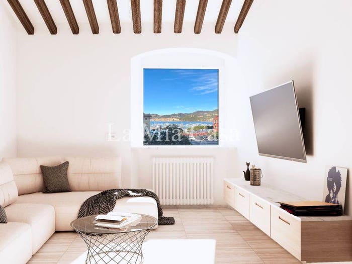 Appartamento trilocale in vendita in Piazza Giuseppe Garibaldi, Lerici Paese, Lerici