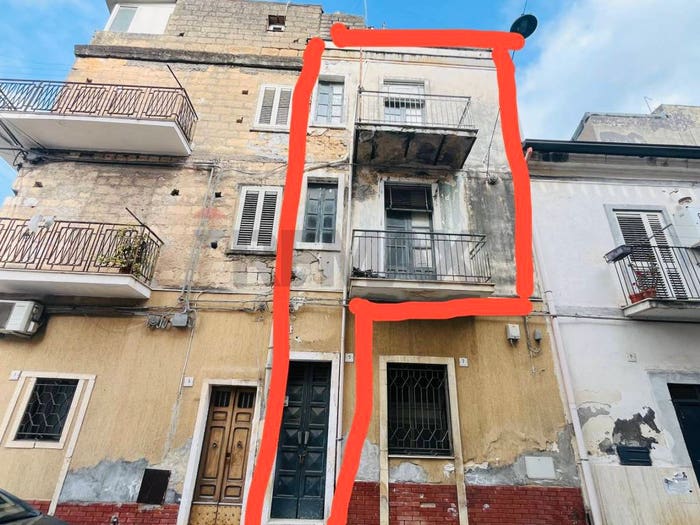 Appartamento quadrilocale in vendita in Via GLeopardi, Lentini