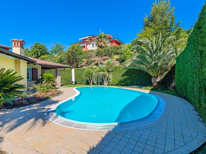 Casa con 5 locali in vendita in Via Sandro Pertini, Moniga del Garda