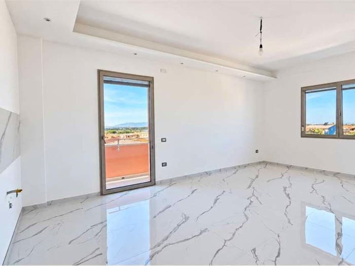 Appartamento trilocale in vendita in via Puccini, Monastir