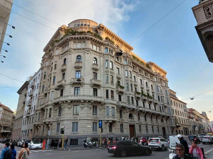 Appartamento quadrilocale in vendita in Corso Venezia, San Babila, Milano