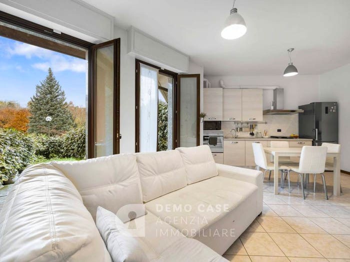 Appartamento bilocale in vendita in Via Baradello, Centro, Grandate
