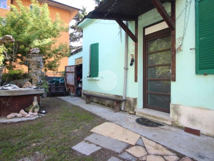 Casa trilocale in vendita in Via Giuseppe Piraccini, Ponte Abbadesse, Cesena