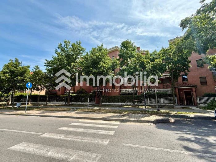 Appartamento con 5 locali in vendita in Via San Vincenzo de' Paoli, Nichelino