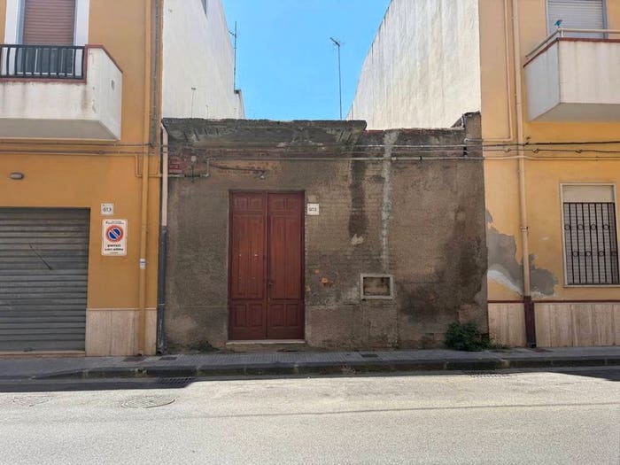 Casa quadrilocale in vendita in Via Statale Sant'Antonino, Centro, Barcellona Pozzo di Gotto
